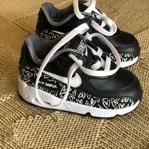 Nike Air Max 90 Print LTR Black & White Hearts